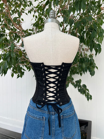 Baddie Flirt Look Top