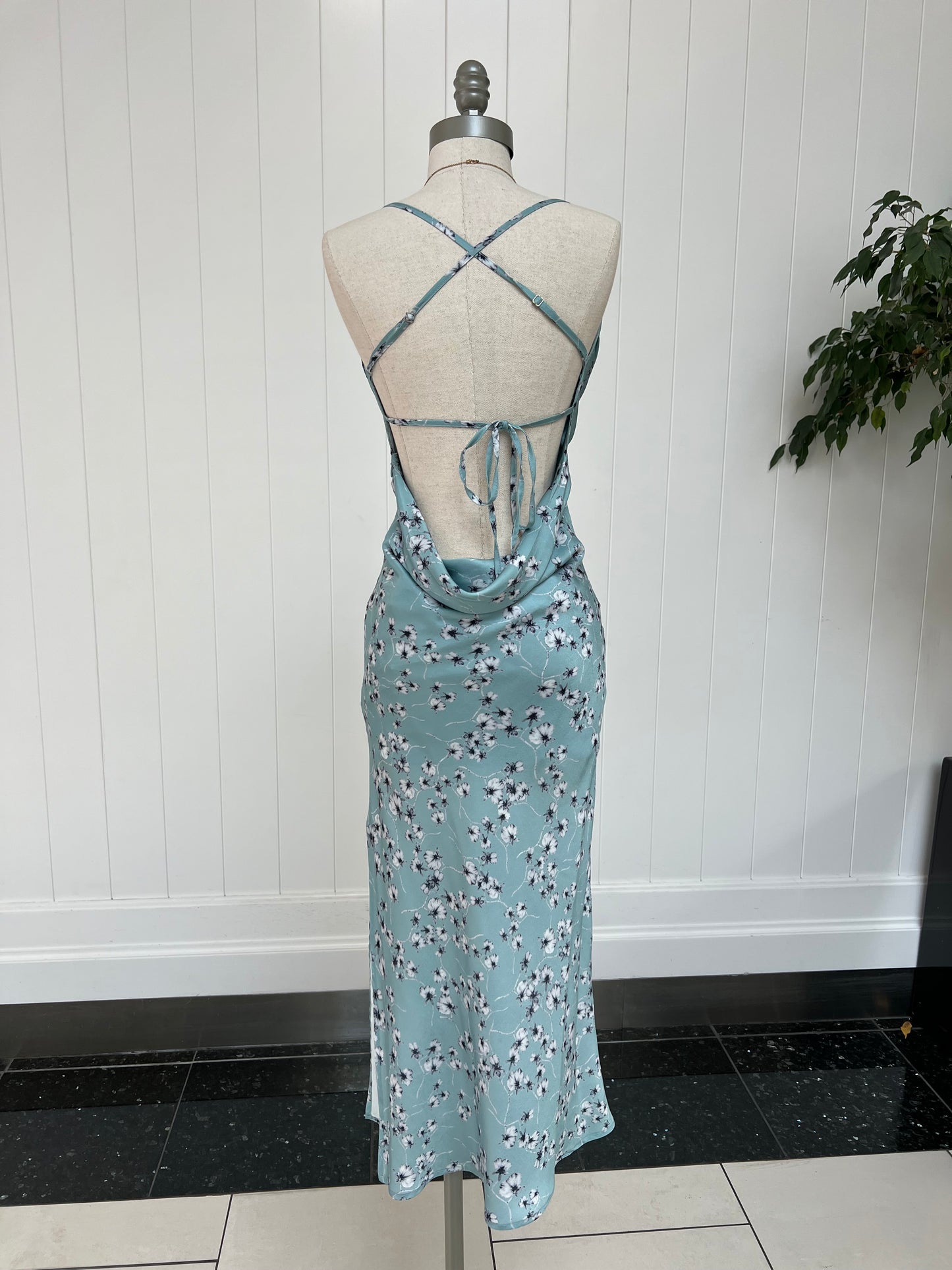 Precious Florals Satin Desires