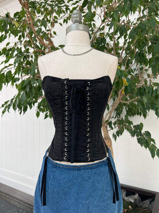 Baddie Flirt Look Top