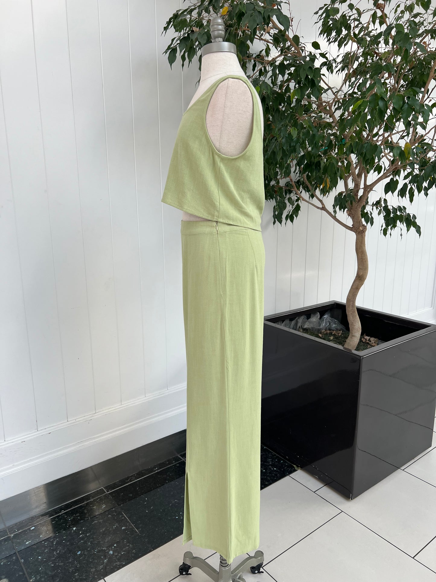 St. Tropez View Linen Set