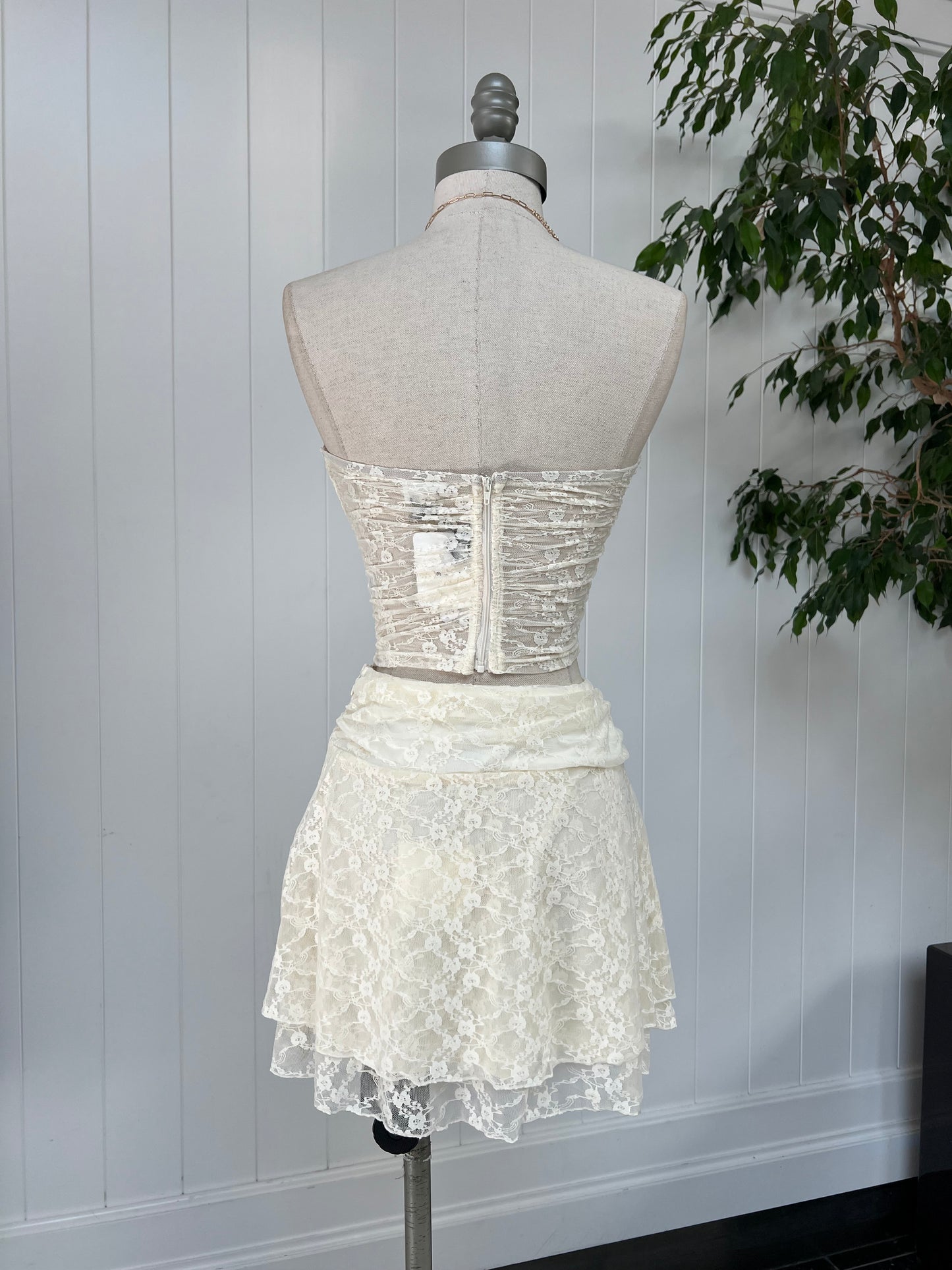 Romantic In Lace Set