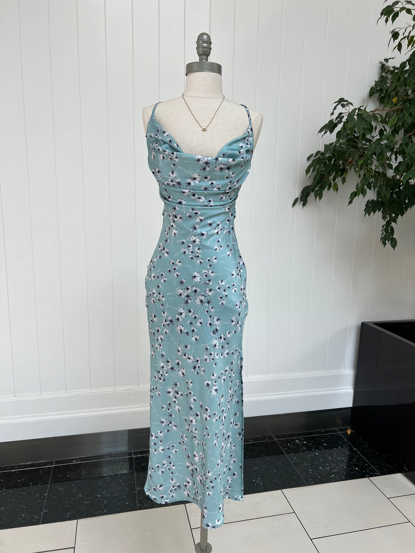 Precious Florals Satin Desires