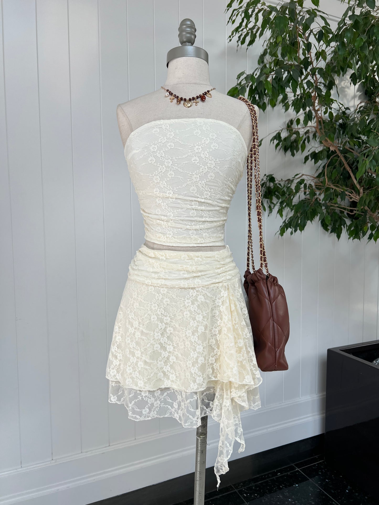 Romantic In Lace Set