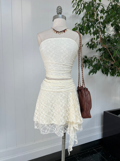 Romantic In Lace Set