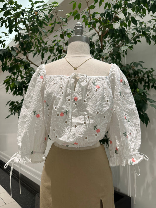 Eyelet For Spring Top